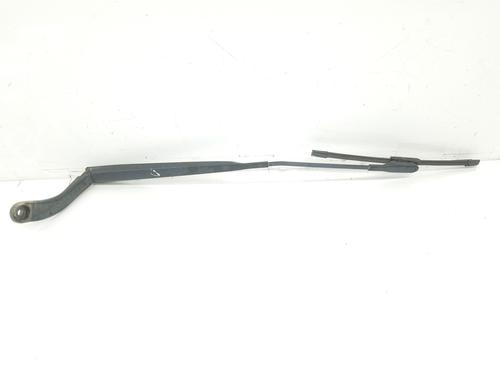 Used Front windshield wiper arm NISSAN QASHQAI / QASHQAI +2 I (J10, NJ10, JJ10E) 1.5 dCi (106 hp) 9847074
