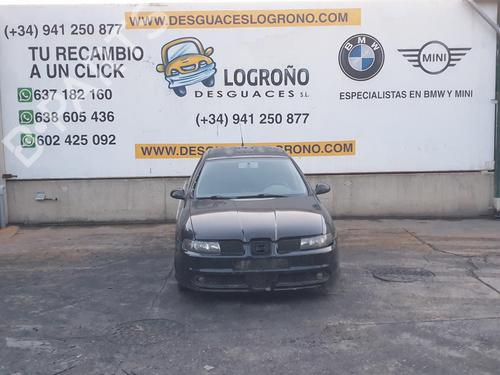 Right front fog light SEAT LEON (1M1) 1.9 TDI | BP11110465C31 