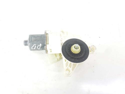 Used Right front window motor MERCEDES-BENZ C-CLASS (W204) C 220 CDI (204.002) (170 hp) 8146596