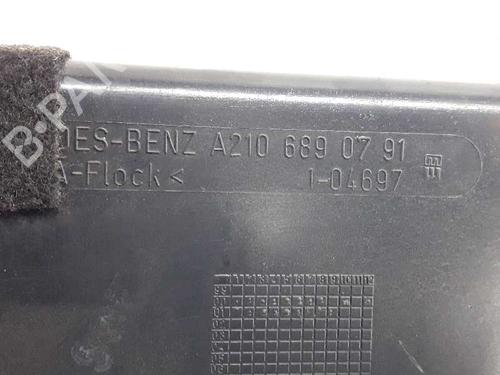 Glove box MERCEDES-BENZ E-CLASS (W210) E 300 Turbo-D (210.025) | BP3375417C95 
