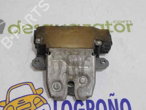 Tailgate lock LAND ROVER RANGE ROVER SPORT I (L320) 2.7 D 4x4 | BP762761C101 