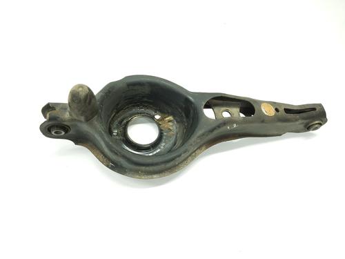 Venstre bagtil bærearm FORD FOCUS III 1.0 EcoBoost (125 hp) 24522221