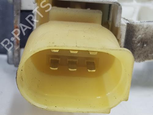 Right rear window motor BMW 1 (E87) 118 d | BP36679607E22 - Image 2