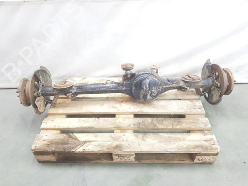 Rear axle LAND ROVER DEFENDER Cabrio (L316) 2.5 Td5 4x4 (L316) | BP9655559M2 