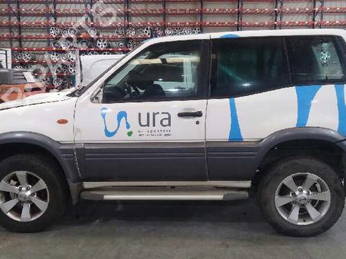 Rear center seatbelt NISSAN TERRANO II (R20) 2.7 TDi 4WD | BP8746478I27 