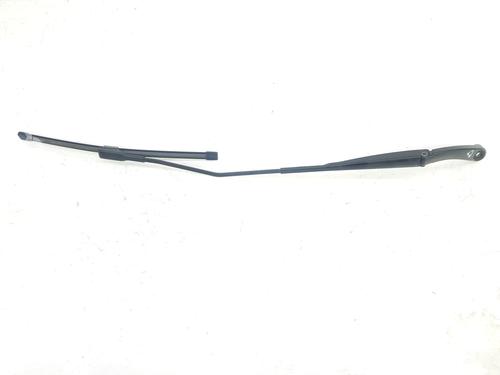Used Front windshield wiper arm DACIA DOKKER Express Box Body/MPV 1.5 dCi 75 / Blue dCi 75 (FEJW, FEAH) (75 hp) 11379268