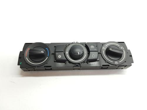 Used Climate control BMW 1 (E87) 116 d (116 hp) 24262950