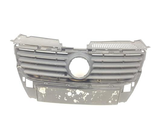 Used Grille VW PASSAT B6 (3C2) 1.9 TDI (105 hp) 15499026