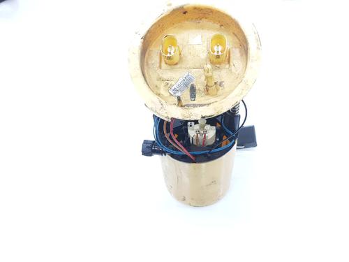 Used Fuel pump BMW 1 (E87) 120 d (177 hp) 6897544