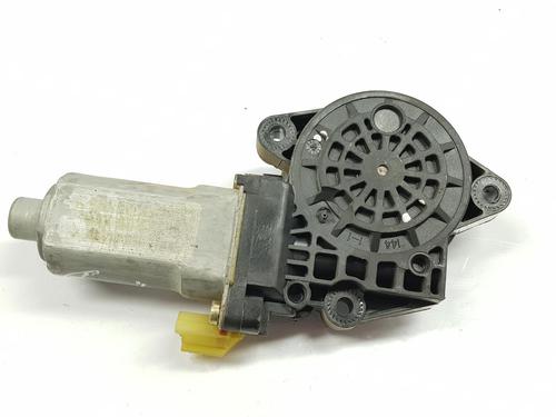 Right rear window motor KIA SPORTAGE II (JE_, KM_) 2.0 CRDi 4WD | BP16574090E22 