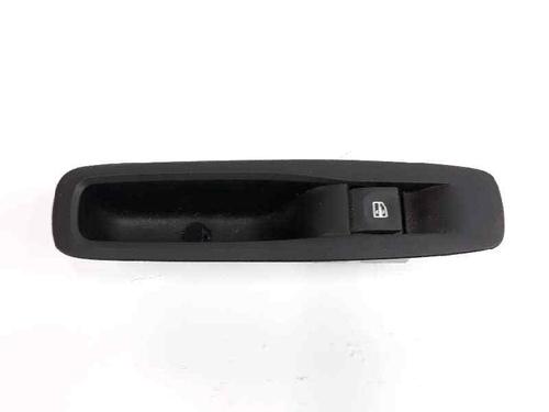 Used Left rear window switch Left rear window switch RENAULT MEGANE IV Hatchback (B9A/M/N_) 1.5 dCi 110 (B9A3) (110 hp) 6066069 6066069