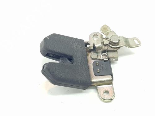 Bakluke lås VW PASSAT B5.5 (3B3)  | BP26972154C101 