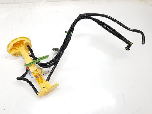 Used Fuel pump BMW X5 (F15, F85) xDrive 40 d (313 hp) 15676672