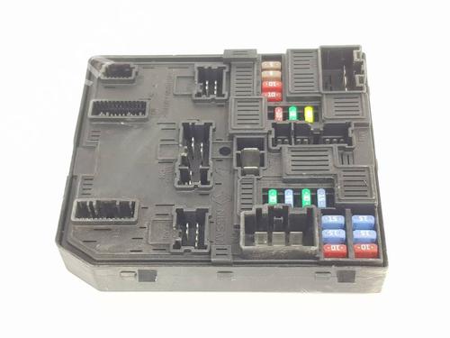 Used Fuse box Fuse box 38541548 38541548
