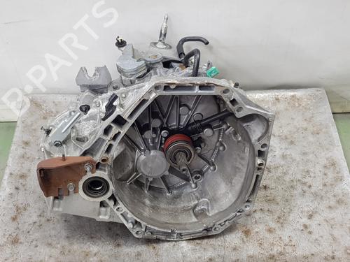 Used Gearbox NISSAN JUKE (F15) [2010-2019]  31072430