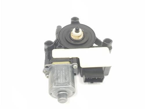 Right rear window motor SEAT ARONA (KJ7, KJP) 1.0 TSI | BP16982015E22 