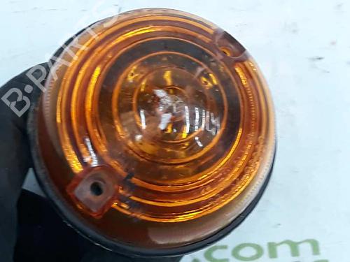 Right taillight LAND ROVER DEFENDER Station Wagon (L316) 2.5 Td5 4x4 (L316) | BP2843358C35 