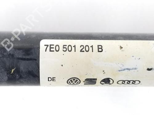 Left rear driveshaft VW TRANSPORTER T5 Van (7HA, 7HH, 7EA, 7EH) 2.0 TDI 4motion | BP9840834M40 