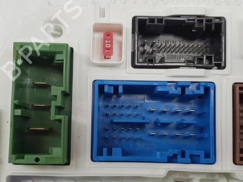 Fuse box OPEL ASTRA L Sports Tourer (O5) 1.2 (FRHNSL, FRHNSR) | BP23227650E1 