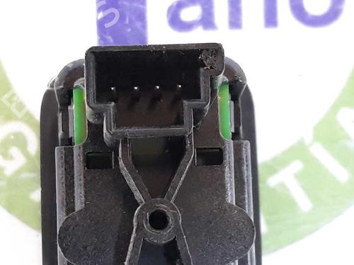 Right rear window switch MERCEDES-BENZ C-CLASS (W204) C 200 CDI (204.007, 204.006) | BP3388399I28 