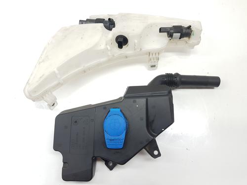 Used Windscreen washer tank AUDI A6 C7 (4G2, 4GC) 2.0 TDI (190 hp) 31393104