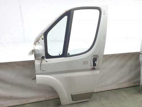 Left front door FIAT DUCATO Platform/Chassis (250_) 180 Multijet 3,0 D | BP9684232C2 