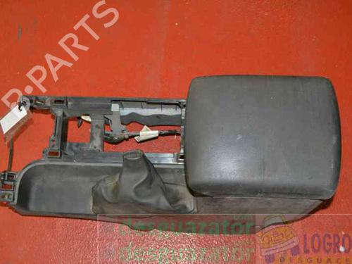 Armrest / Center console NISSAN NP300 NAVARA (D40) 2.5 dCi 4WD (174 hp) 96911EB30B | 96911EB30B | 96920EB30B | 96911EB30B |