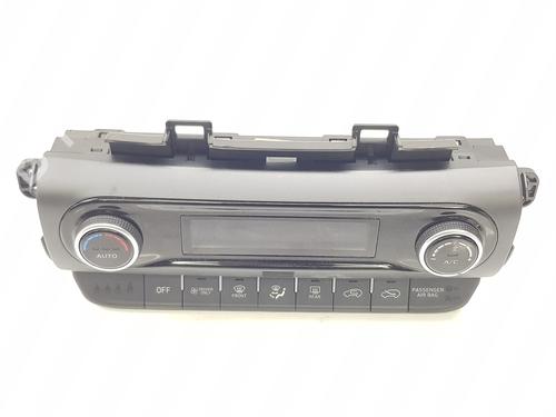 Used Climate control Climate control 37171343 37171343