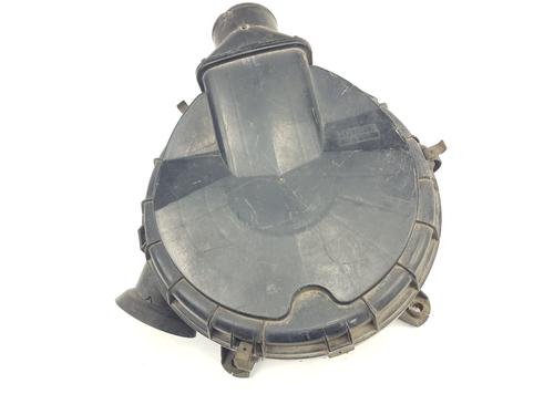 Used Air filter box Air filter box TOYOTA LAND CRUISER 90 (_J9_) 3.0 TD (KZJ90_, KZJ95_, KZJ90R, KZJ95R, KZJ90W, KZJ95W) (125 hp) 35739475 35739475