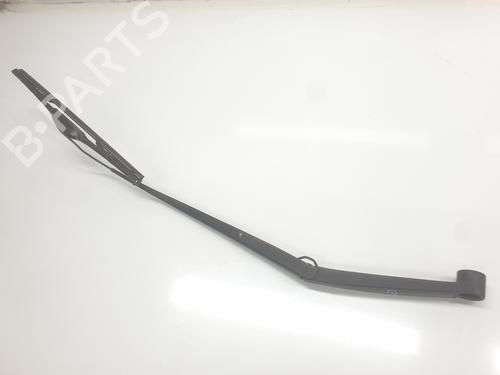 Used Front windshield wiper arm Front windshield wiper arm HYUNDAI TUCSON (TL, TLE) 1.6 CRDi hybrid 48V (116 hp) 34055415 34055415