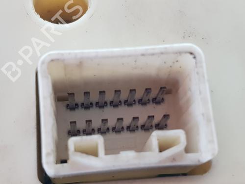 Left front window switch ISUZU D-MAX I (TFR, TFS) 3.0 DiTD 4x4 (TFS77H) | BP36052482I27 - Image 2