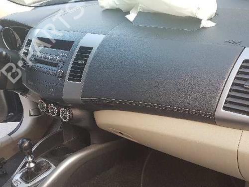 Høyre bak lås MITSUBISHI OUTLANDER II (CW_W) 2.2 DI-D 4WD | BP4246793C99 
