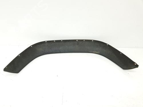 Rear left wheel arch trim LAND ROVER DEFENDER Station Wagon (L316) 2.5 Td5 4x4 (L316) | BP9238836C136 