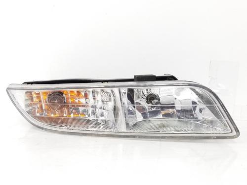 Right front fog light SSANGYONG REXTON / REXTON II (GAB_) 2.7 Xdi (163 hp) 8250737