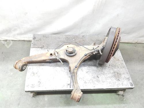 Used Left rear steering knuckle VW TRANSPORTER T5 Van (7HA, 7HH, 7EA, 7EH) 2.5 TDI (130 hp) 12576703