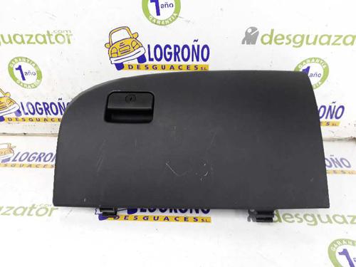 Used Glove box MITSUBISHI OUTLANDER II (CW_W) 2.0 DI-D (CW8W) (140 hp) 2330835