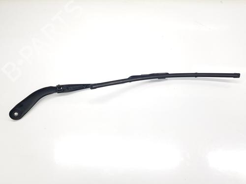 Used Front windshield wiper arm Front windshield wiper arm BMW 1 (F21) 118 d (150 hp) 33292768 33292768