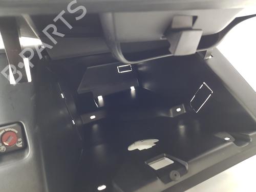 Glove box PEUGEOT 2008 I (CU_) 1.5 BlueHDI 120 | BP29755312C95