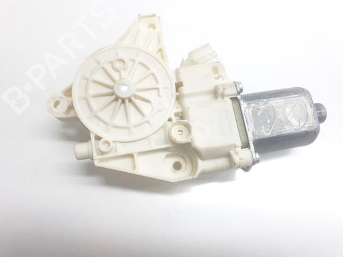 Used Right front window motor Right front window motor MERCEDES-BENZ VITO Tourer (W447) 114 CDI (447.701, 447.703, 447.705) (136 hp) 34451921 34451921