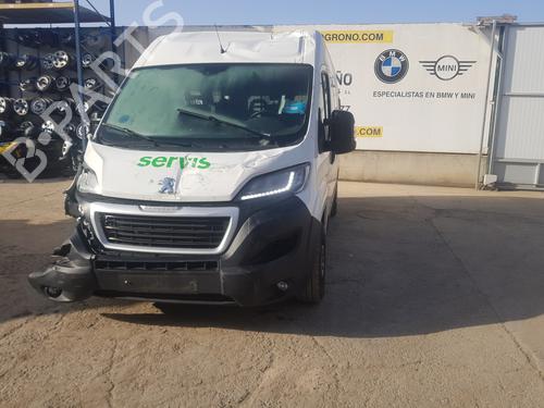 Kabinelys PEUGEOT BOXER Bus 2.2 BlueHDi 140 | BP32679565I8 