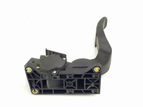 Pedal MERCEDES-BENZ SPRINTER 4-t Platform/Chassis (B904) 413 CDI | BP25925540I4 