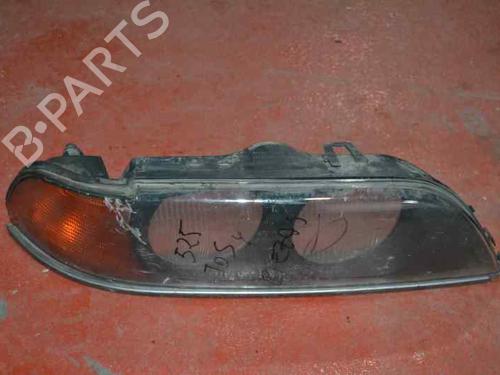 Right headlight BMW 5 (E39) 520 i (150 hp) 1423796