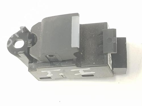 Used Left rear window switch LAND ROVER DISCOVERY V (L462) 3.0 Td6 4x4 (258 hp) 10095626