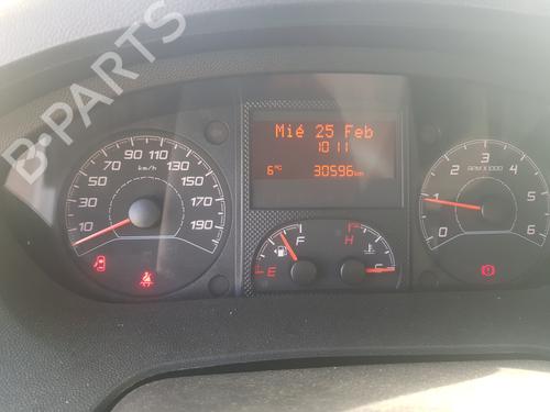 Kabinelys PEUGEOT BOXER Bus 2.2 BlueHDi 140 | BP32679565I8 