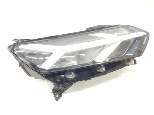 Used Right headlight DACIA SANDERO III [2021-2026]  32679520