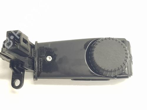 steering-wheel-controls-renault-kangoo-iii-mpv-2021-34736137 main image