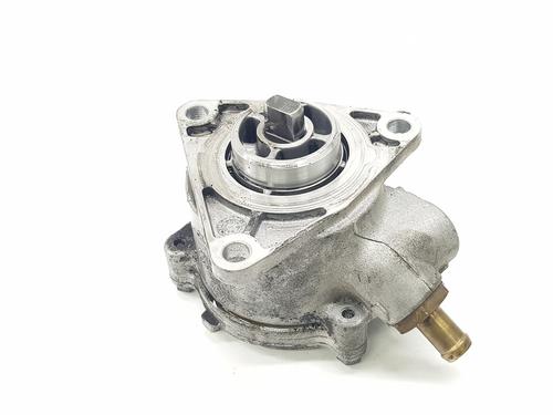 Used Vacuum pump FIAT STILO (192_) 1.9 JTD (192_XE1A) (115 hp) 26131419
