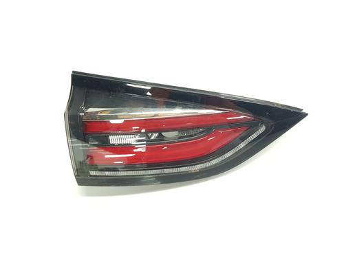 Used Left tailgate light Left tailgate light 37171228 37171228