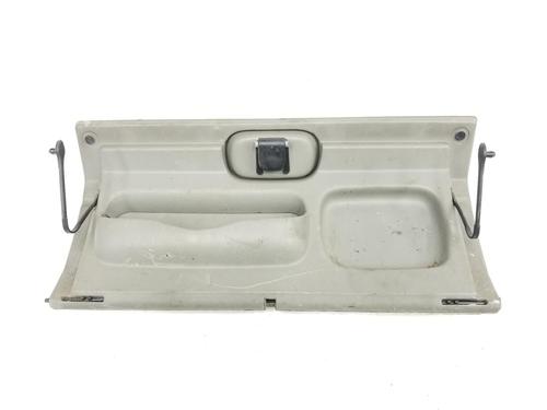Used Glove box RENAULT TRAFIC II Platform/Chassis (EL) 1.9 dCi 100 (EL0C) (101 hp) 8390589