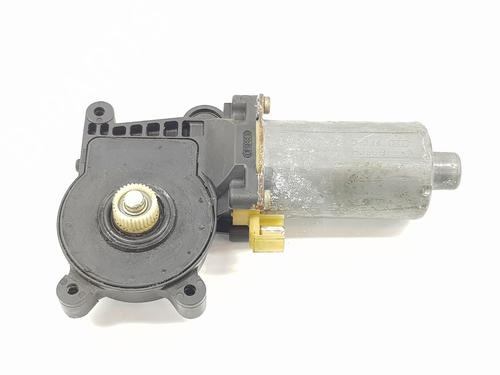 Used Left rear window motor MERCEDES-BENZ E-CLASS (W210) E 230 (210.037) (150 hp) 18234479